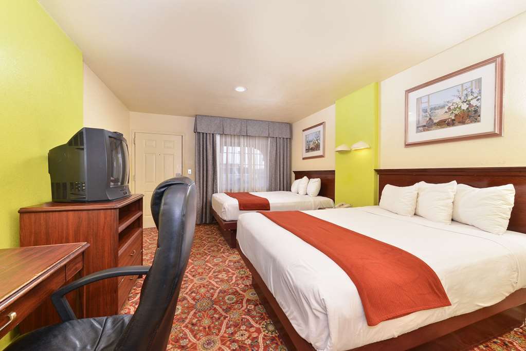 Rodeway Inn Модесто Номер фото